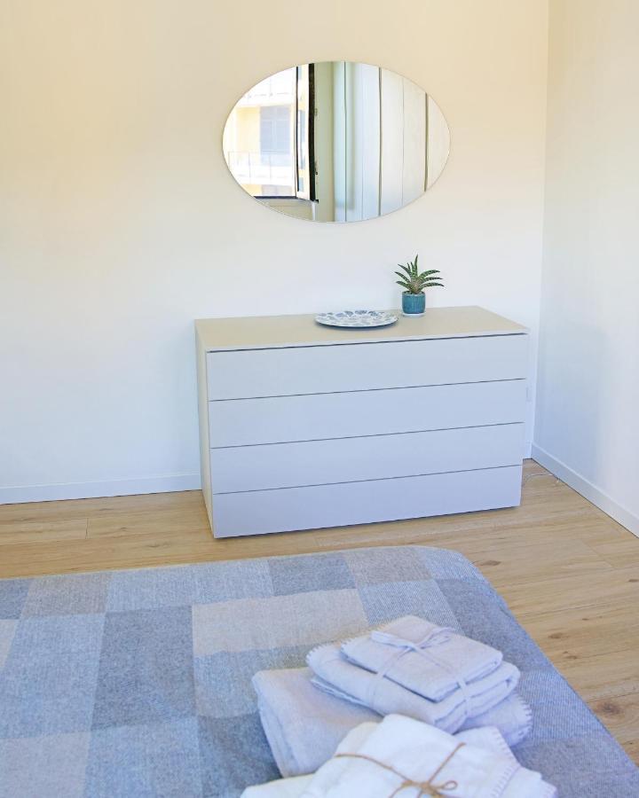The Blue - Lake / City View Modern Apt Near Villa Olmo Como Exterior foto